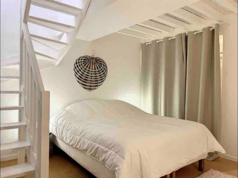 Loft/Jardin Et Parking : Le Petit Clos Bourdet Honfleur Buitenkant foto