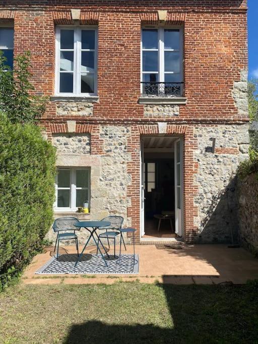 Loft/Jardin Et Parking : Le Petit Clos Bourdet Honfleur Buitenkant foto