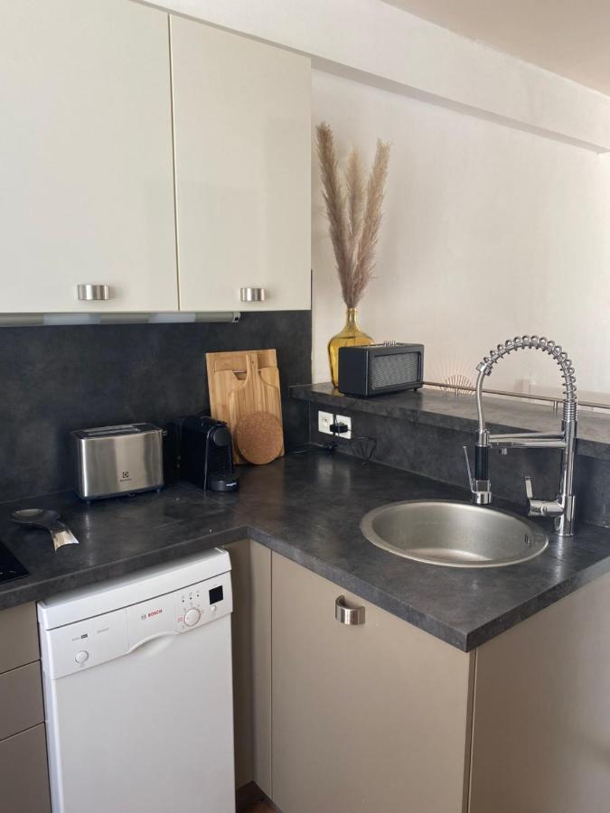 Loft/Jardin Et Parking : Le Petit Clos Bourdet Honfleur Buitenkant foto